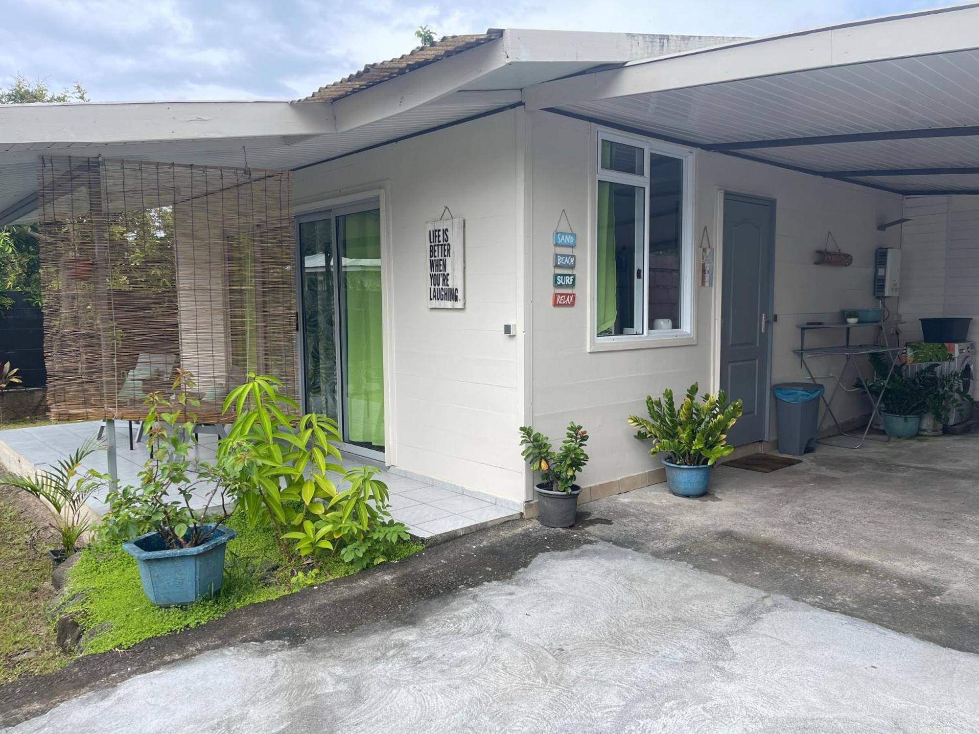 Tuatahi Beach Lodge Punaauia  Exterior foto